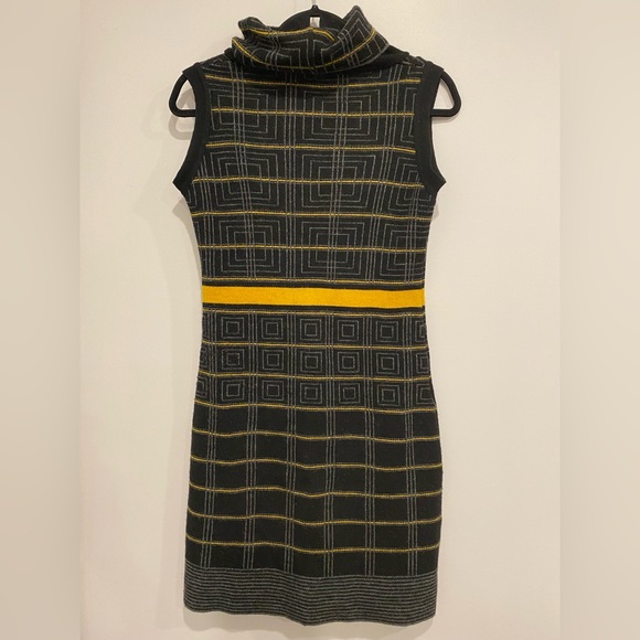 Retro Mod Geometric A. Ida Sweater Dress - Picture 4 of 5